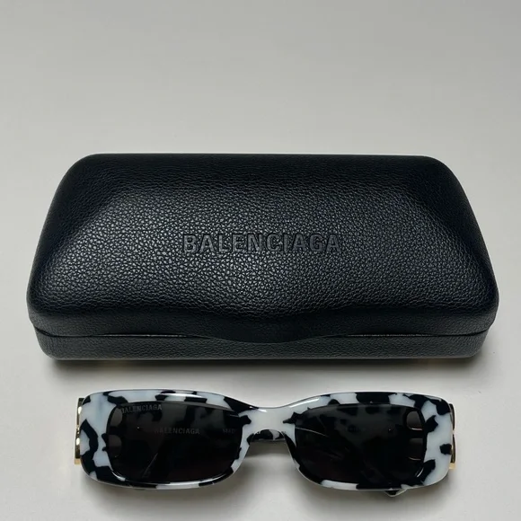 Balenciaga Dynasty Rectangular Frame Sunglasses - Picture 3 of 7